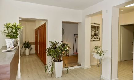 VILLA-BLUMER ÄSTHETIK INSTITUT & AKADEMIE : Kosmetikstudio in Zwickau