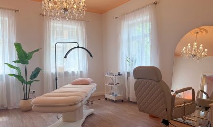 Nari Studio: Kosmetikstudio in Neuenstein