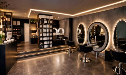 Anahit Beauty Studio: Barbershop in Detmold