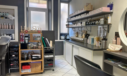 Nouvel Hair - Spécialiste Blond & Balayage  : Coiffeur à L'Absie