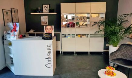 Kosmetikstudio Andrea Klapp: Nagelstudio in Kassel