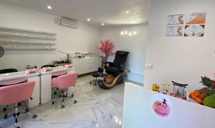 Nail Art Sakura : Manucure à Aix-en-Provence