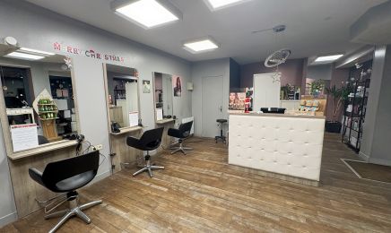 Atelier SG : Coiffeur à Bais