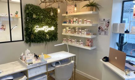 Secret beauté : Manucure à Le Fenouiller