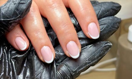 RM NAILS STUDIO : Manucure à Étampes