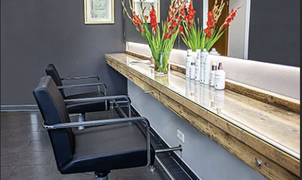 W38 Friseure Wasserstraße: Friseur in Stralsund