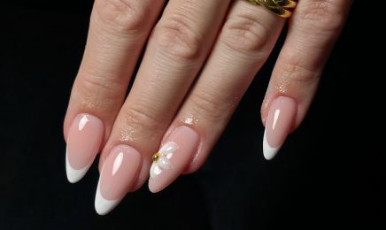 Mina Beauty - Ongles&Cils  : Manucure à Brest