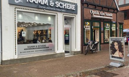 Kamm & Schere: Friseur in Stade