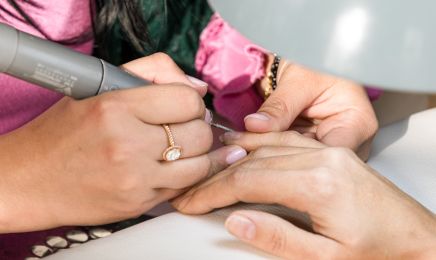 Lady Chic : Manucure à Mirande
