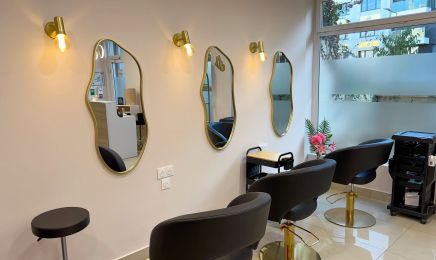 ALEJANDRA G BEAUTY EXPERT : Coiffeur à Suresnes