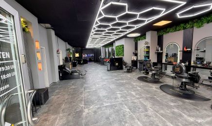 Level Up Barbershop, Friseur & Beauty: Friseur in Dresden