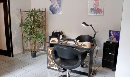 Les Fées de Beauté : Manucure à Albi