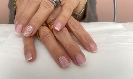 Belle et jolie : Manucure à Poitiers