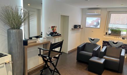 Salon 360 by Philipp, Alexander: Friseur in Kleve