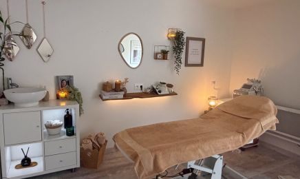 Zoyah Beauté : Institut de beauté à Les Églisottes-et-Chalaures