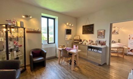 Douceur des 5 sens : Manucure à Villard