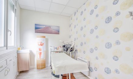 AURELIE ESTHETIK : Manucure à Sainte-Livrade-sur-Lot