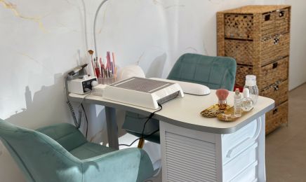 Studio 2k21 By Julie & Institut de bien-être : Coiffeur à Six-Fours-les-Plages