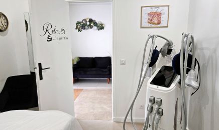 Institut de beauté du jardin Anglais : Manucure à Le Raincy