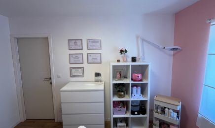 Les Mains Dor by Doralis : Institut de beauté à Sombreffe
