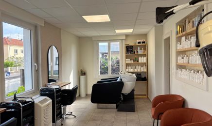 By Alicia : Coiffeur à Huningue