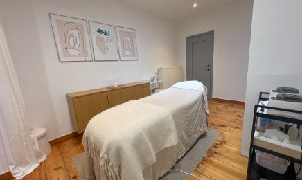 Institut Omorfia : Manucure à Nivelles