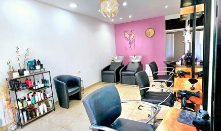 POINT J COIFFEUR : Coiffeur à Fontaines-sur-Saône