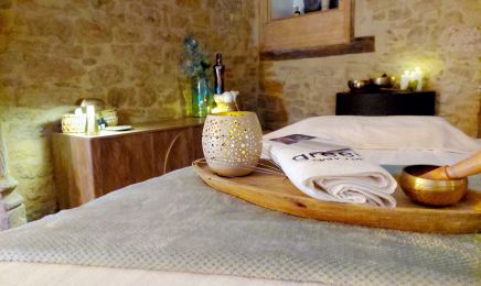 Étape Beauté : Manucure à Charolles