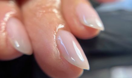 Ongles les Angles : Institut de beauté à Les Angles