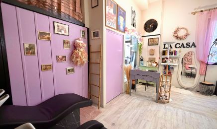 La casa 03 : Coiffeur à Vichy