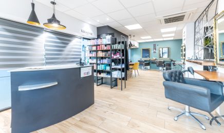 Cadre d'art coiffure : Coiffeur à Sens-de-Bretagne