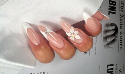 Ludivine Beauty Nails Lashes : Manucure à Cormontreuil