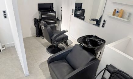 Beplace : Barbier à Paris