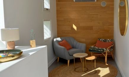 Maison ORÄ : Coiffeur à Morancé