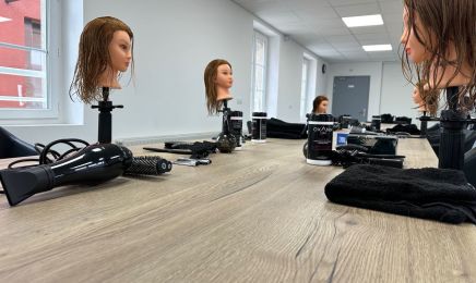 Lycée Saint Anselme - Pôle Coiffure : Coiffeur à Bernay