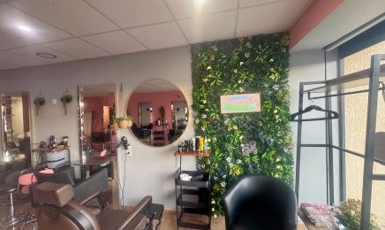 DORINA COIFFURE : Coiffeur à Les Angles