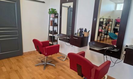 Dorothée et vous : Coiffeur à Sanvensa