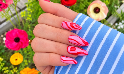 Cnails - Tinytattoo : Manucure à Nantes