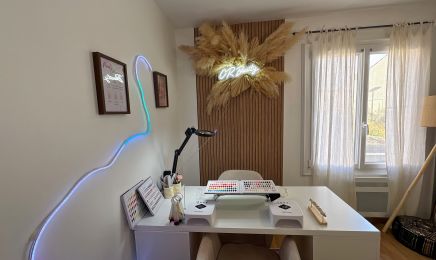Cr beauty : Manucure à Vauréal