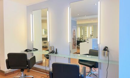 AG Haarwelt: Friseur in Hamburg