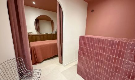HOLY GLOW – Drainage Renata França, Kobido & Skincare Coréenne | Levallois : Institut de beauté à Levallois-Perret