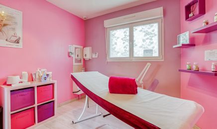 Notes de beauté : Manucure à Ruaudin