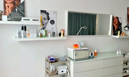 Patel Kosmetik: Kosmetikstudio in Lohfelden