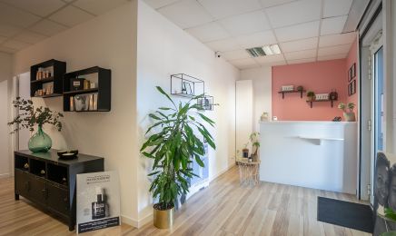 Institut Azenaïs Centre LPG et Drainage Lymphatique : Institut de beauté à Draguignan