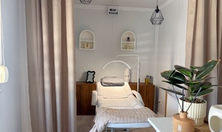 Maison M  : Institut de beauté à Marignane