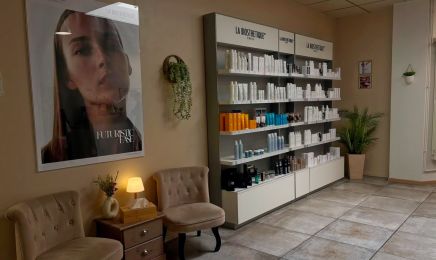 Zen Coiffure et Beauté : Manucure à Noyon