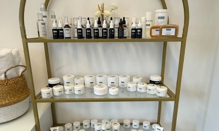 Lux beauty academy : Kosmetikstudio in Hamburg