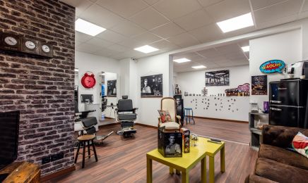 1932 By S Coiffure  : Coiffeur à Saint-Cergues