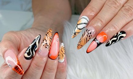 MOI Ongles & Head Spa & Cils : Coiffeur à Vitrolles
