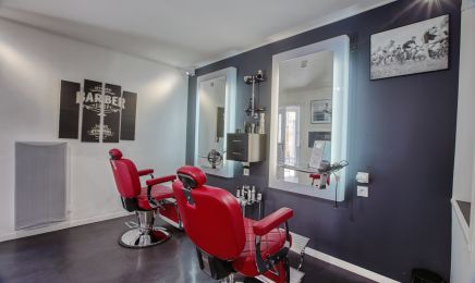 Viva la Vie by Laurent et Margaux Parola : Barbier à Cognac